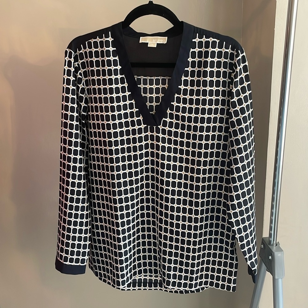 Michael Kors Flowy Blouse Top Tunic Office Casual Meeting Light Weight V Neck